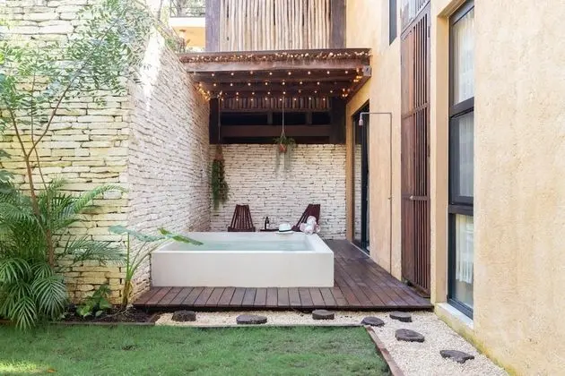Stunning 2BR Boho Style Private Pool Garden Gated Community 24 7 Security Concierge - Öne Çıkan Resim