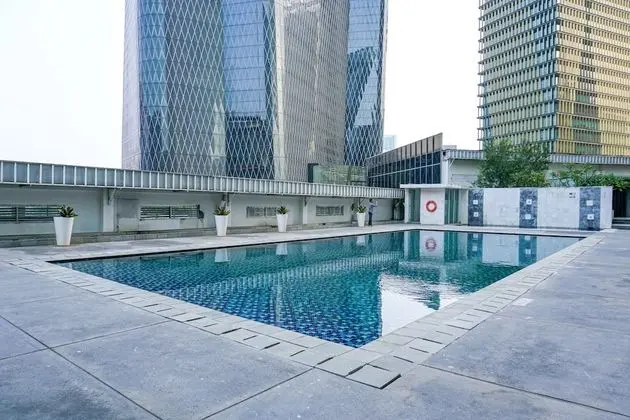 Stunning 2BR at The Empyreal Condominium Epicentrum Apartment