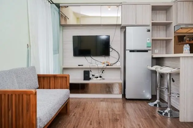 Stunning 2Br With Working Room Apartment At M-Town Residence - İç Mekan