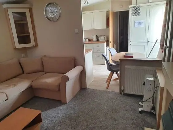 Stunning 3-bed Caravan in Clacton-on-sea - Öne Çıkan Resim