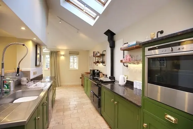 Stunning 3-bed House in a Private Hidden Valley - Mutfak