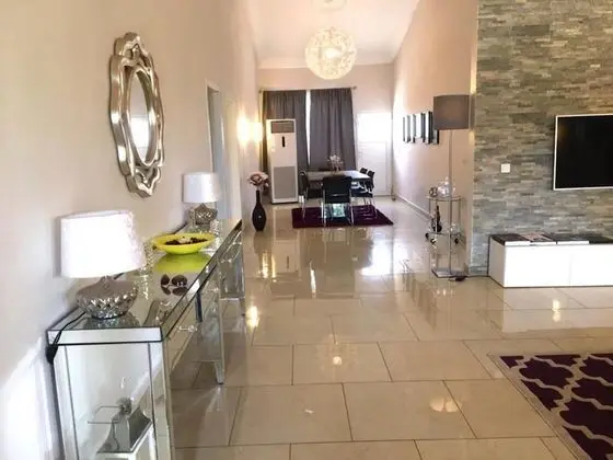 Stunning 3-bed House in Tema, Community 18 - Öne Çıkan Resim
