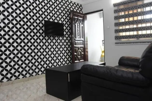 Stunning 3-bed House in Well Secured Estate, Lekki - Öne Çıkan Resim