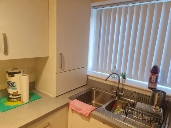 Stunning 3-bed House in Wolverhampton - Mutfak