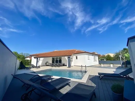Stunning 3-bedroom Villa With a Private Pool-pula - Öne Çıkan Resim