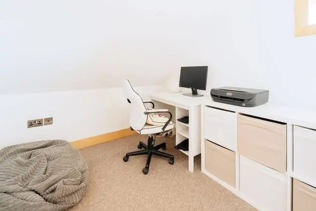 Stunning 3 Bedroom House in Dublin With Courtyard