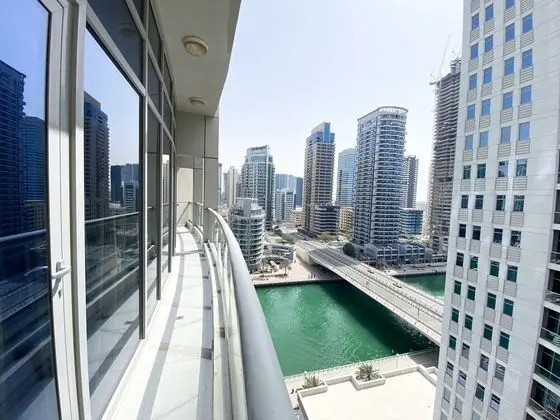 Stunning 3BR Apt. with panoramic Marina views