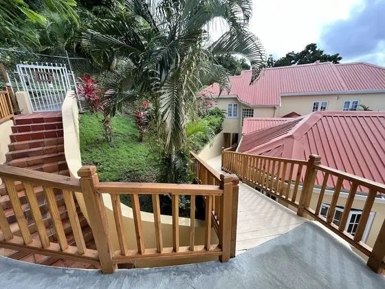 Stunning 4-bed Villa in Gros Islet, St Lucia - Dış Mekan