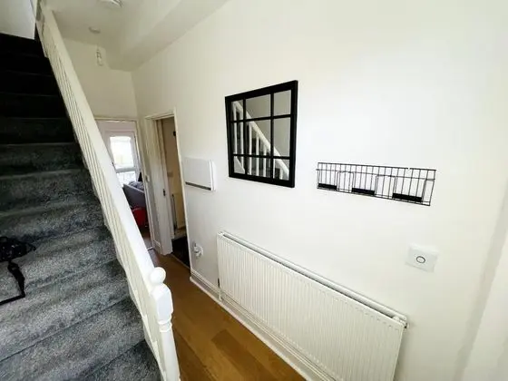 Stunning 4-bed House in Derby - İç Mekan