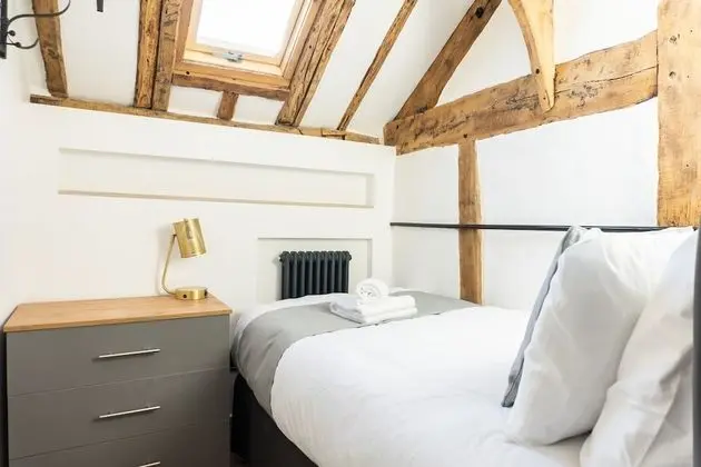 Stunning 4 Bed Sleeps 8 Cottage Parking - Oda