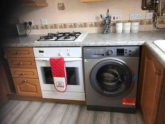 Stunning 5-bed House in Erith, Greater London - Mutfak