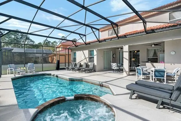 Stunning 5-bed Villa With Pool, Disney Area - Öne Çıkan Resim