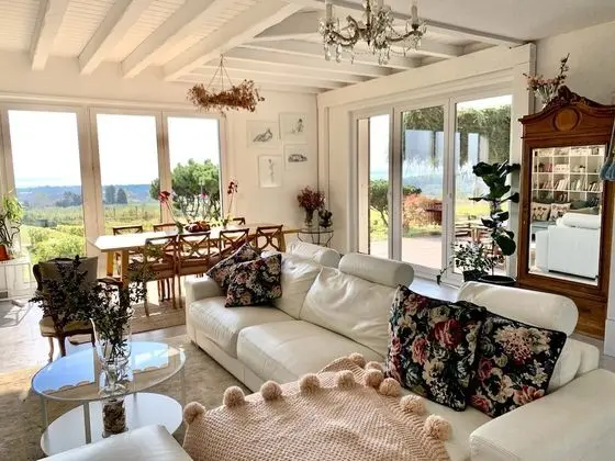 Stunning 6-bed Villa in Etoy - Öne Çıkan Resim