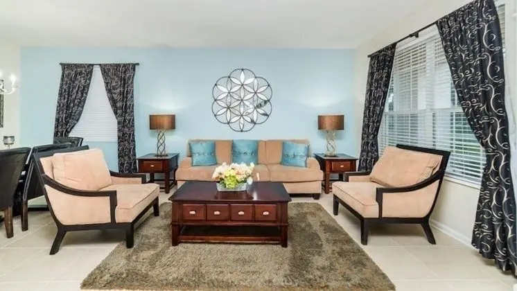 Stunning 6 Bedroom 4 Bath Pool Home in Windsor Hills Resort