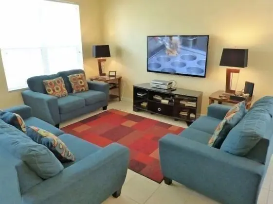 Stunning 6 Bedroom 4 Bath Pool Home in the Windsor Hills Resort