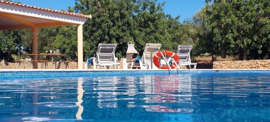 Stunning 8-bed Villa in Estoi