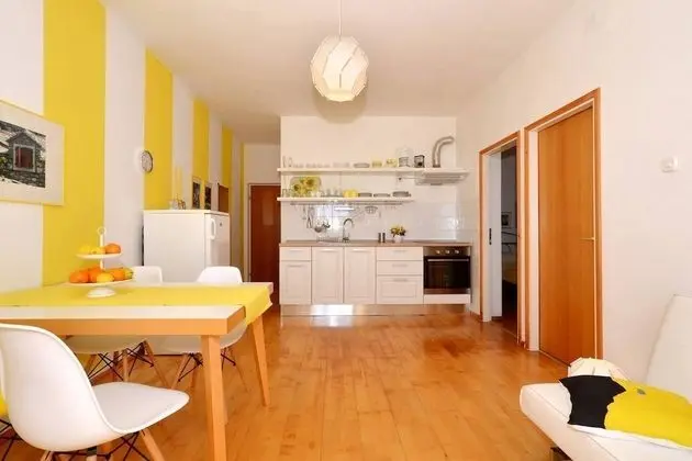 Stunning Apartment in Bol - Mutfak