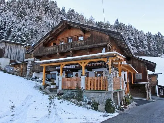 Stunning Apartment in Kaltenbach Near Ski Area - Öne Çıkan Resim