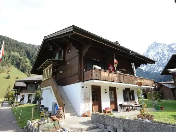 Stunning Apartment in Lenk im Simmental With Terrace
