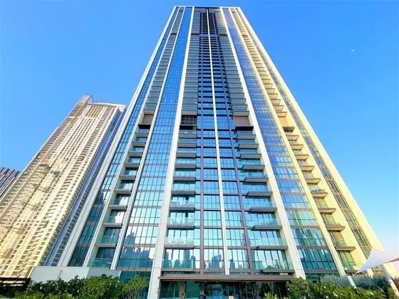 Stunning Apt with Balcony - Dubai Mall access