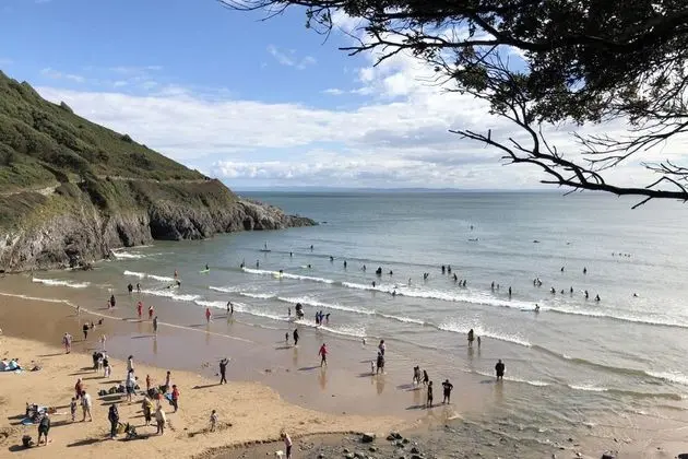 Stunning Beach Front Apartment in Caswell Swansea - Plaj