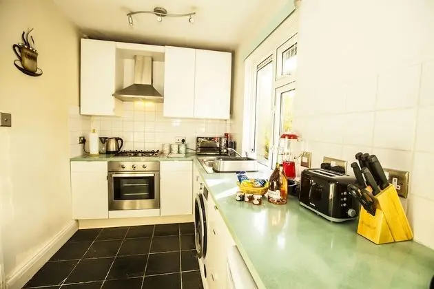 Stunning Central Richmond with garden - Mutfak