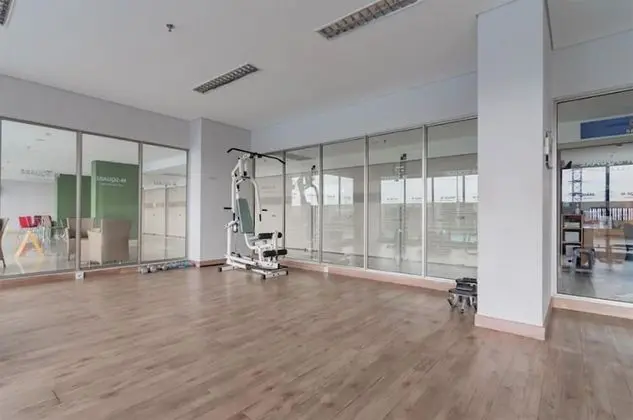 Stunning And Comfy 2Br At Mekarwangi Square Cibaduyut Apartment - Fitness