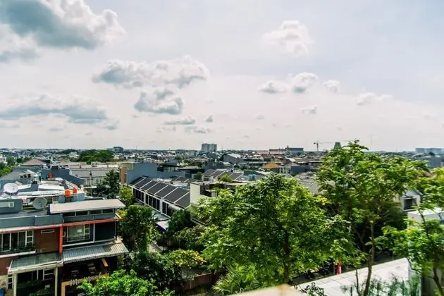 Stunning And Comfy 2Br At Sky Terrace Apartment