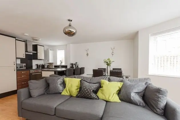 Stunning Contemporary Apartment - Öne Çıkan Resim