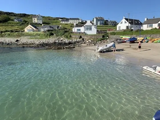 Stunning Cottage on the Beach Portnoo, Narin