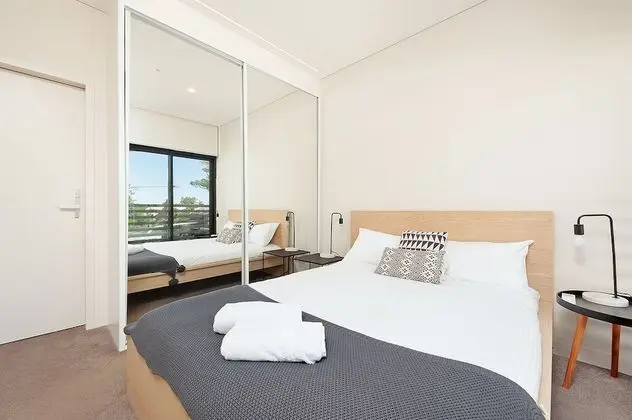 Stunning Designer Newtown Pad H394 - Oda