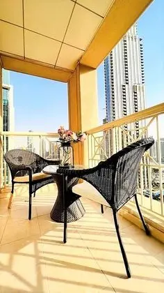 Stunning Downtown apartment with balcony - Öne Çıkan Resim