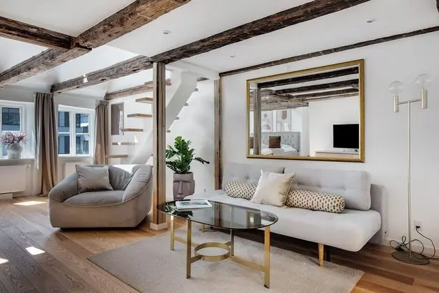 Stunning Downtown Apartment With Balcony Views Over the Rooftops All Yours - Öne Çıkan Resim