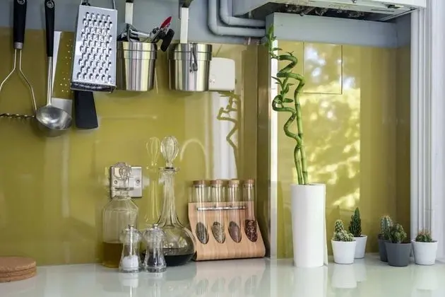 Stunning Flat Near the Beach & Trains - Mutfak