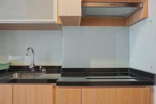 Stunning and Good Location Studio at Menteng Park Apartment - İç Mekan