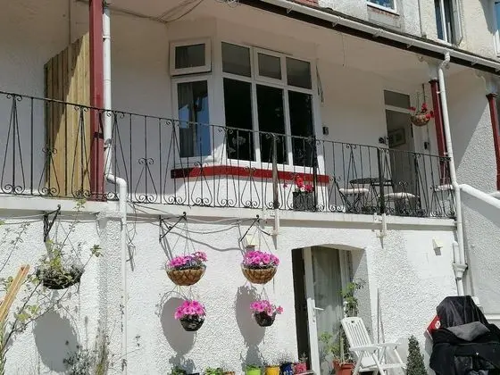 Stunning Holiday Accommodation by the sea