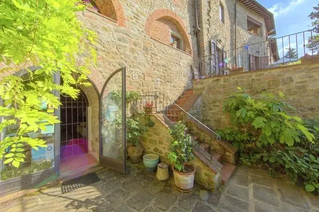 Stunning Holiday Home in Figline Valdarno With Barbecue - Lobi