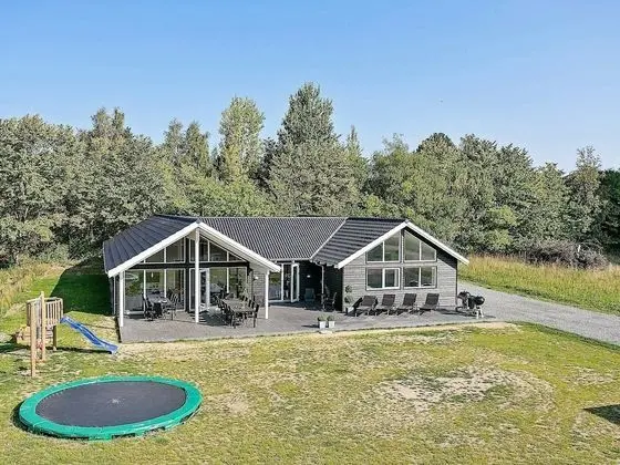 Stunning Holiday Home Near Vejby With Swimming Pool