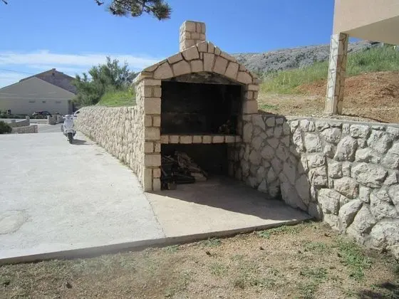 Stunning Holiday Home in Pag Dalmatia, Croatia - Dış Mekan
