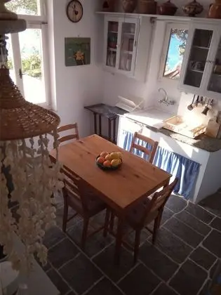 Stunning House in Sifnos Island, Chrisopigi - Mutfak