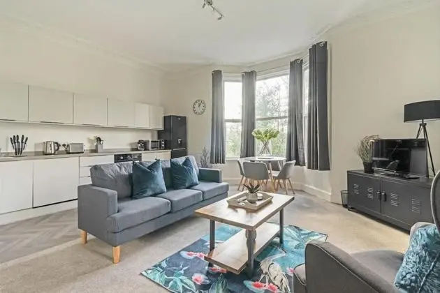Stunning Large 1-bed Apartment in Tunbridge Wells - Öne Çıkan Resim