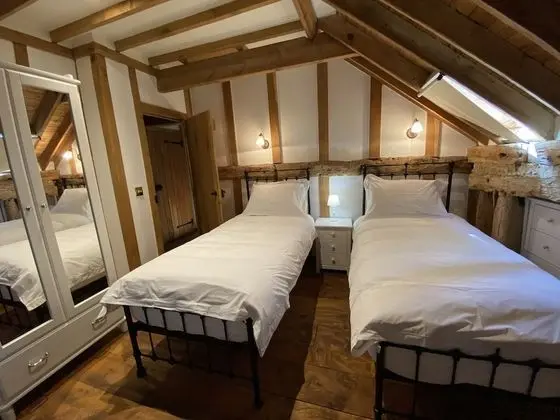 Stunning Large 4-bed Barn in Brundish Suffolk - Oda