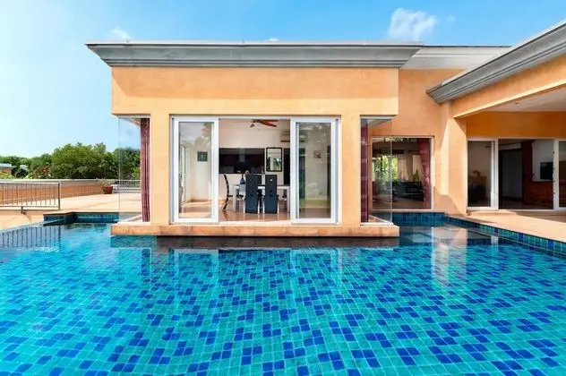 Stunning Luxury Golf and Pool Villas - Havuz