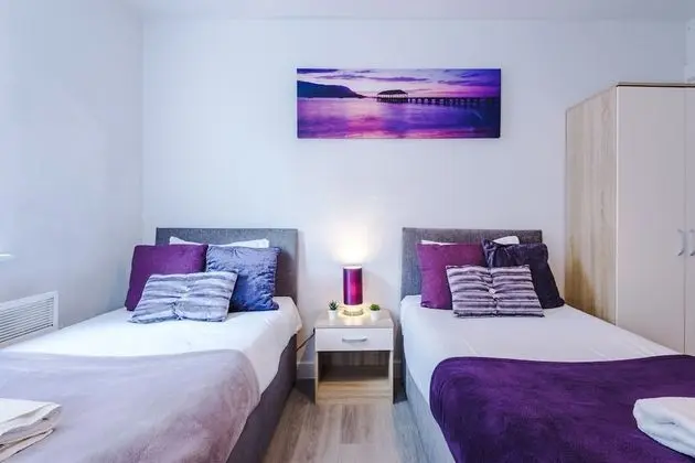Stunning and Modern 2 Bedroom Apt in Liverpool - Oda