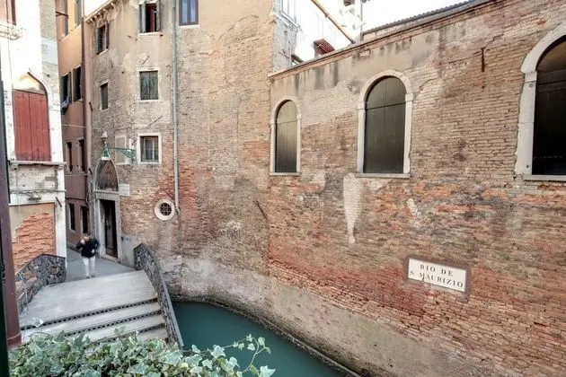 Stunning Modern Apartment in the Heart of Venice