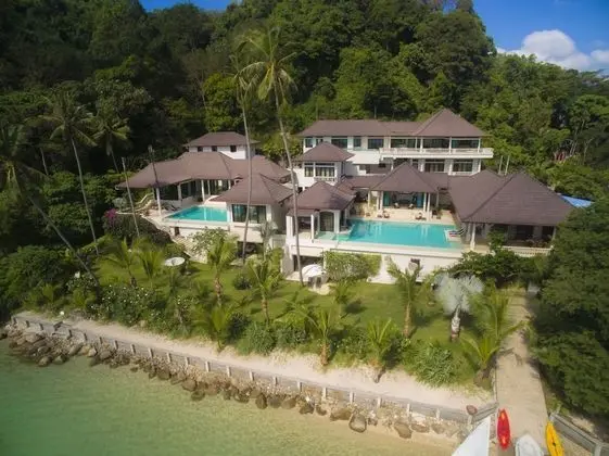 Stunning Oceanview Villa Taipan - Havuz