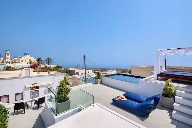 Stunning Villa, Private hot tub in Thera Santorini