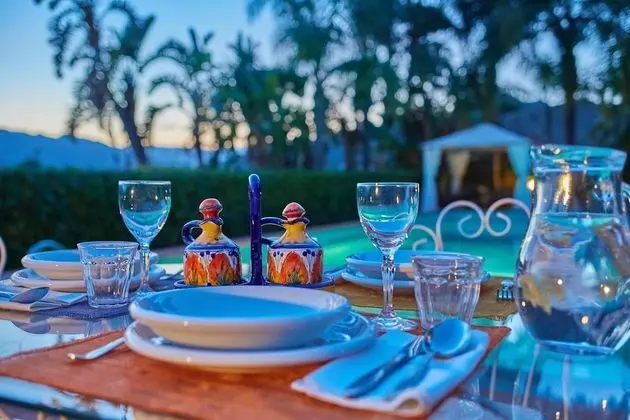 Stunning Villa With Private Pool Chlorine-free and Jacuzzi - Öne Çıkan Resim
