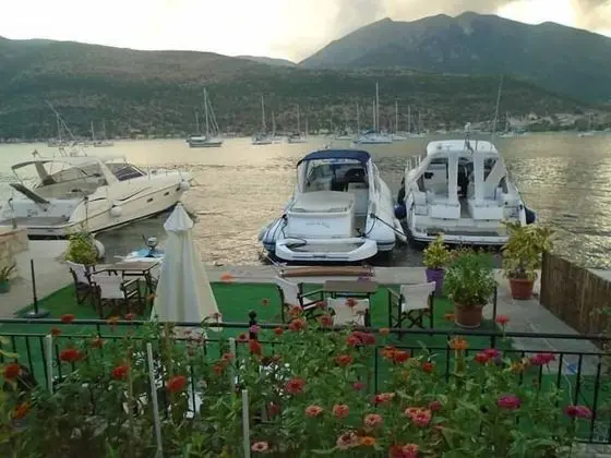Stunning Property Sea Front in Lefkada - Dış Mekan