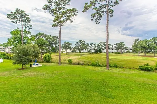 Stunning Renovated Golf Villa Near Beach